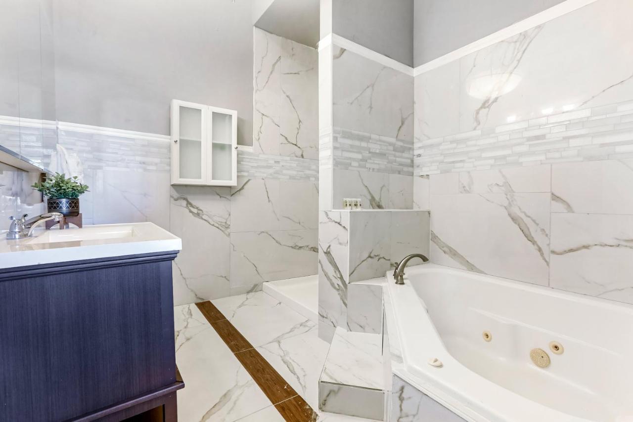 Ferienwohnung 5Br Penthouse Steps To The Streetcar & Fq New Orleans Exterior foto